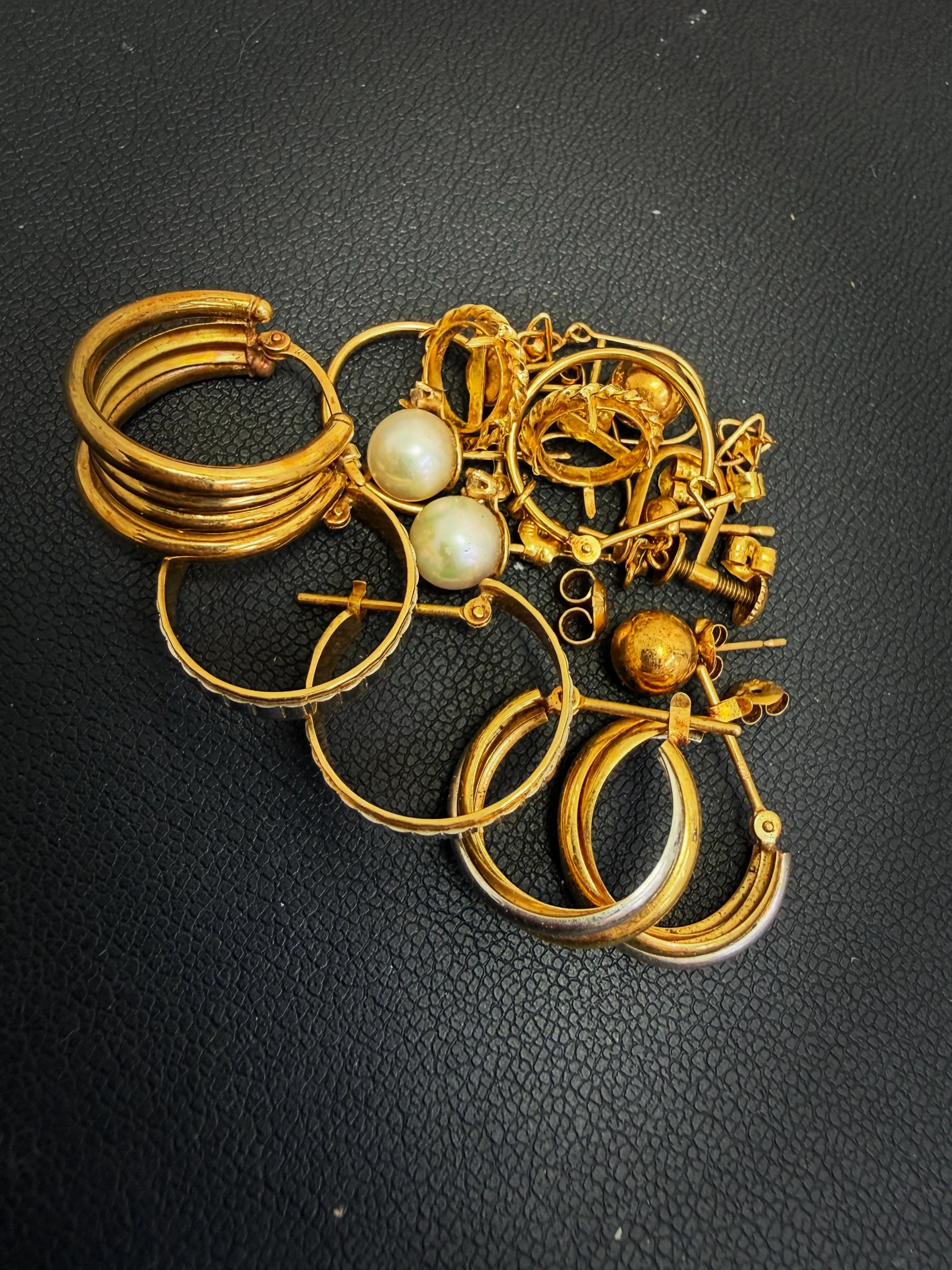 《K18ピアス》